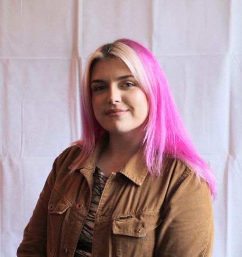 Headshot photo of Claire