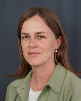 Headshot image of Caroline Downs